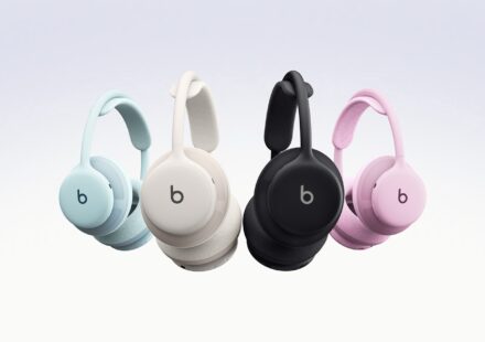Beats 360 : notre avis 4,6/5 sur le casque aux coussinets interchangeables Casque Beats 360 dans ses quatre coloris Sky, Cloud, Black et Pink