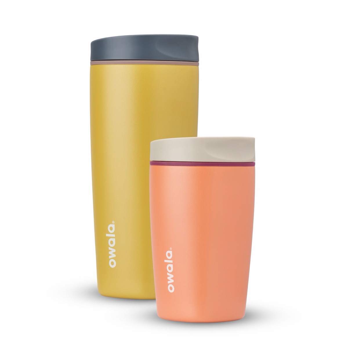 Les deux formats du gobelet a cafe Owala SmoothSip Slider, 12 oz et 20 oz