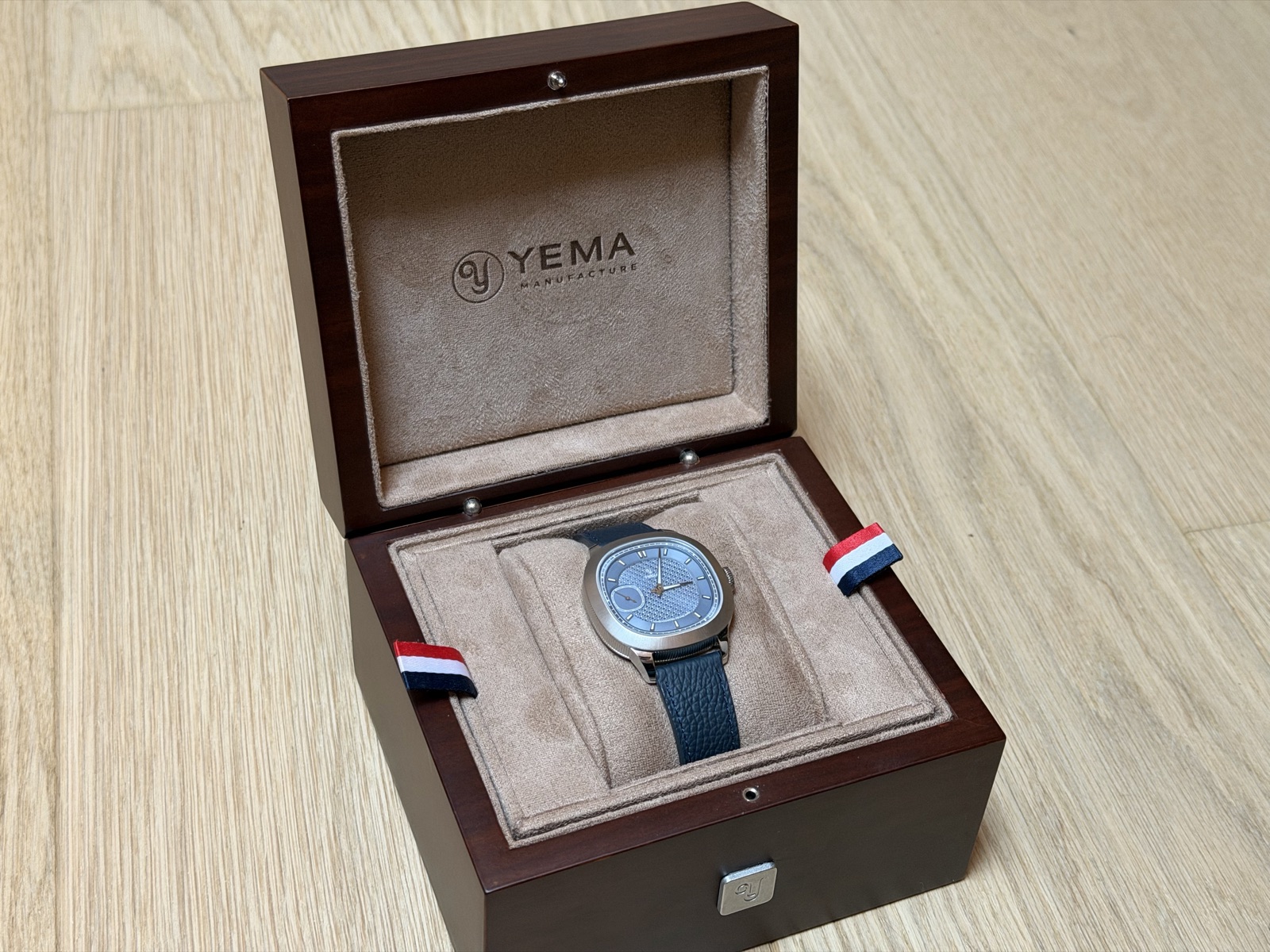 La Yema Granvelle Renaissance CMM.29 dans son coffret en bois laqué